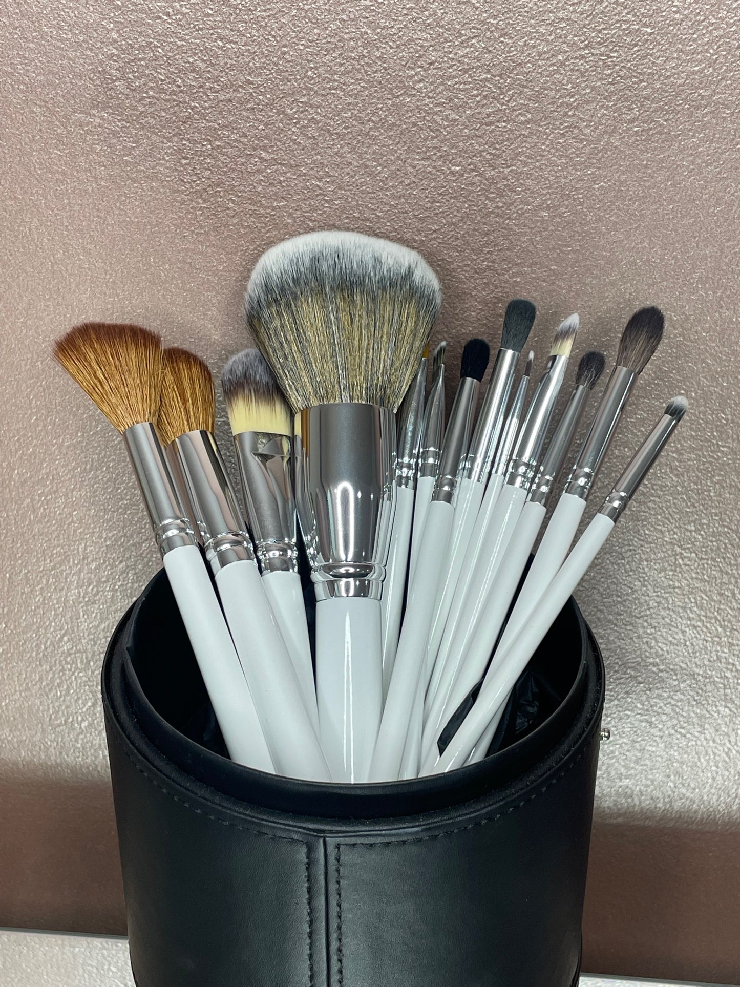 Artistry Brush collection